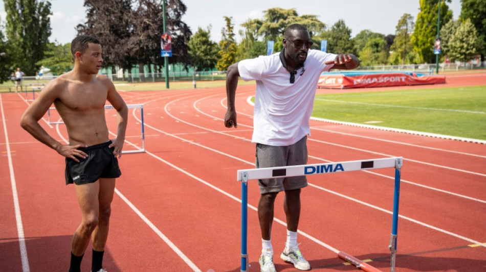 Sur la route des Jeux: "Ladji Doucour&eacute; est le meilleur" entra&icirc;neur, s'enthousiasme Zhoya