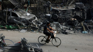 Israeli strikes destroy 'hundreds' of Gaza buildings: rescuers