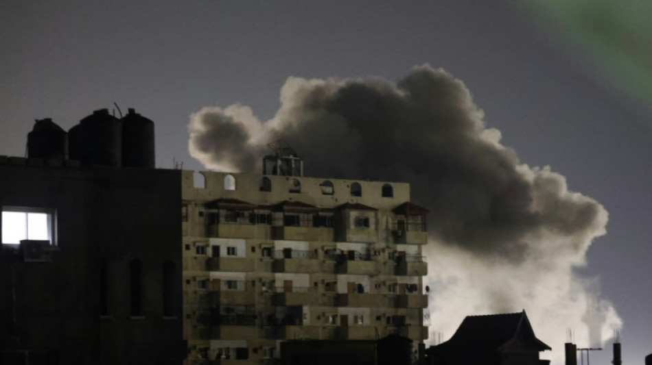 Israel lan&ccedil;a novos ataques a Gaza em  meio a negocia&ccedil;&otilde;es para tr&eacute;gua