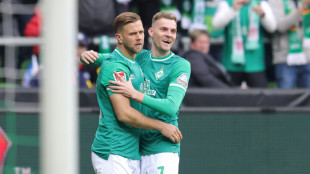 Werder macht großen Schritt - Dresden weiter sieglos