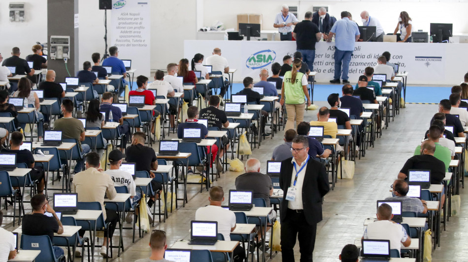 Italia fanalino di coda Ue per neodiplomati gi&agrave; occupati