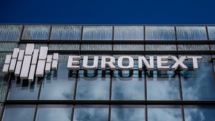 Borsa: Europa cauta, attesa per negoziati Usa-Iran, Milano +0,15%