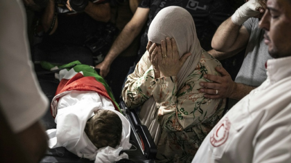 'N&atilde;o pode ser um engano', diz palestino ao enterrar seu beb&ecirc; morto por tiros israelenses