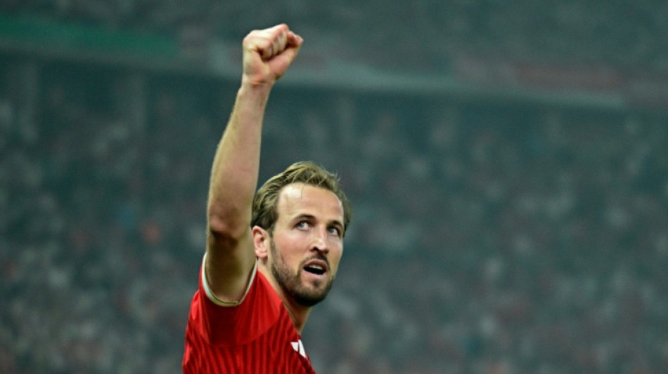 Ruthless Bayern target treble as rivals reboot on Bundesliga return