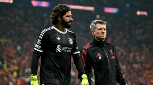 Técnico do Liverpool confirma lesão de Alisson, que não tem prazo para retorno