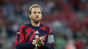 Kane confirms talks on Bayern extension