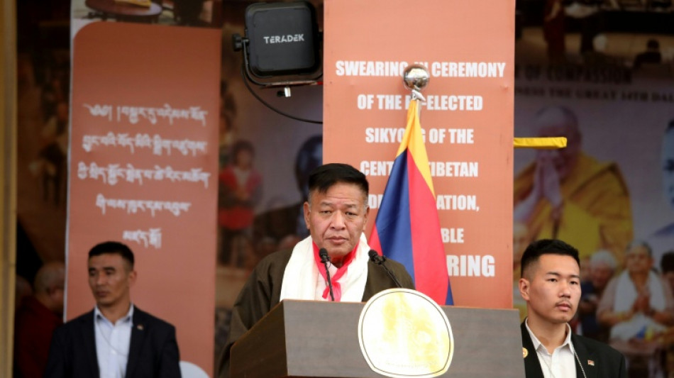 El l&iacute;der del gobierno tibetano en el exilio toma juramento para un segundo mandato