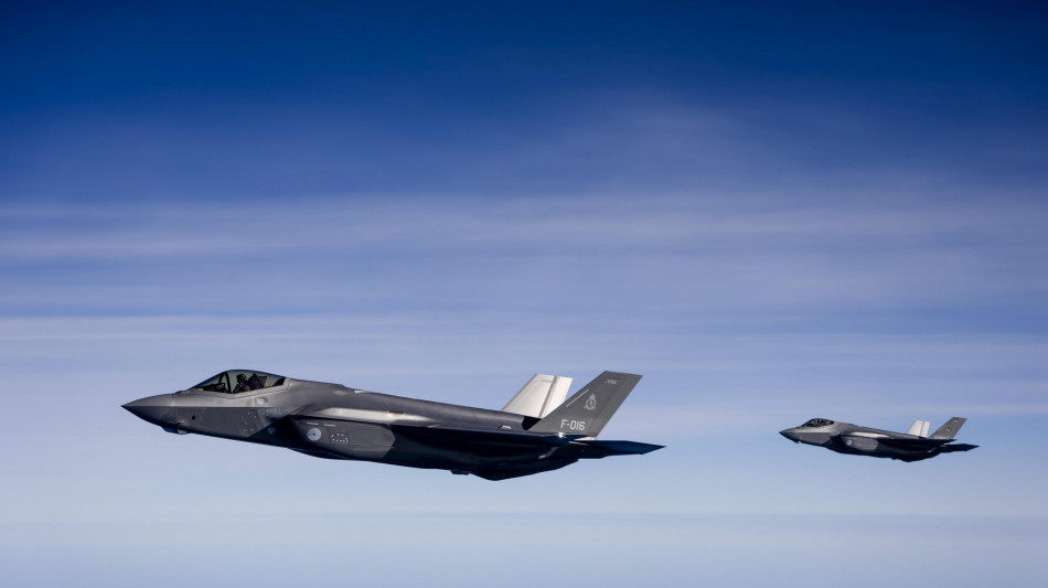 Fars, 'esercito iraniano ha lanciato operazione di ricerca del pilota Usa'