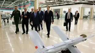 Ucrânia bombardeia fábrica de armas russa a mais de 1.000 km de sua fronteira