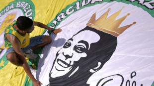 Les Br&eacute;siliens rendent un ultime hommage au "Roi" Pel&eacute;