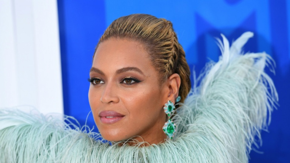 Beyonc&eacute; es declarada milmillonaria por Forbes