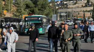 Au moins un mort et une quinzaine de bless&eacute;s dans deux attaques &agrave; J&eacute;rusalem 