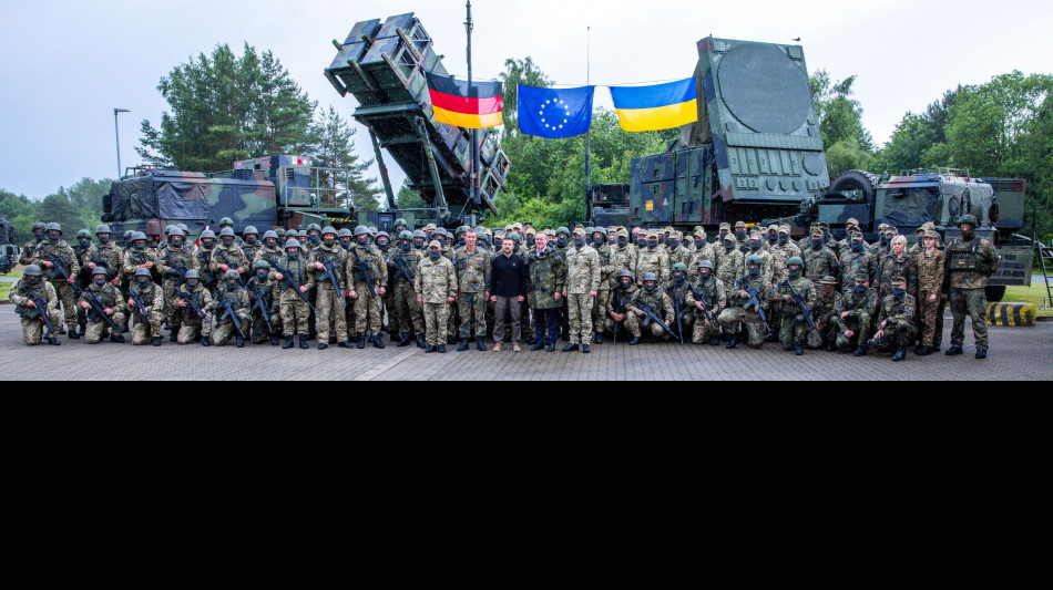 Zelensky, arrivati i Patriot dalla Germania, grazie Merz