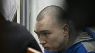 Ukraine: un militaire russe plaide coupable de crime de guerre à un premier procès à Kiev