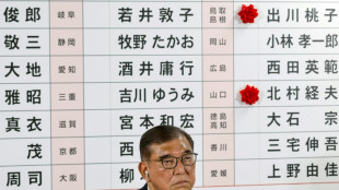 Japon: malgré sa débâcle électorale, Ishiba s'accroche au pouvoir