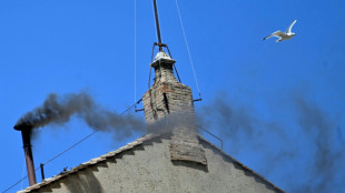 Expectativa aumenta no Vaticano antes de nova fumaça; haverá um papa?