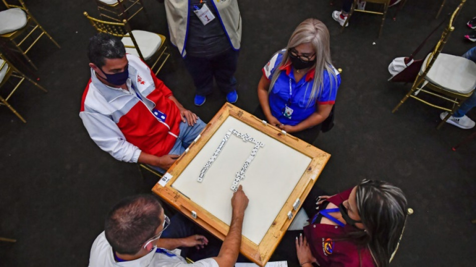 Venezuela: le domino, ma&icirc;tre des jeux et jeu de ma&icirc;tres