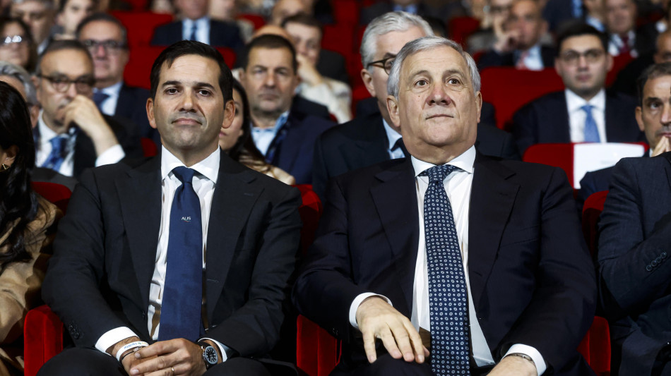 Alis, Europa o &egrave; attore principale o semplice osservatore