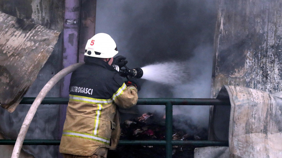 Bosnia, almeno nove morti in incendio casa riposo a Tuzla