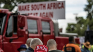 Trump eleva la cuota de refugiados para acoger a 10.000 sudafricanos blancos m&aacute;s