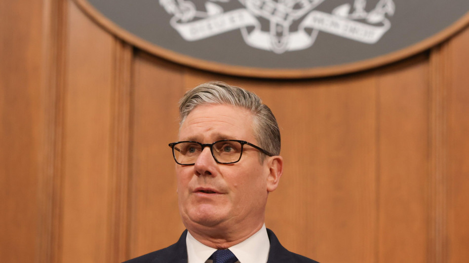 Starmer, 'Gb non sostiene il blocco navale Usa allo Stretto di Hormuz'