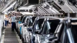 Il mercato dell'auto cresce del 3,15% in agosto, Stellantis il doppio