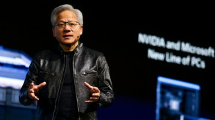 El jefe de Nvidia aboga por pagar "tanto como sea posible" a los trabajadores de la industria