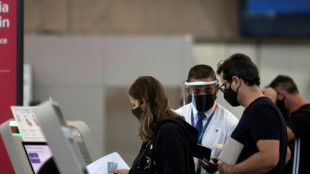 Brasil elimina requisito de prueba de covid-19 para viajeros vacunados