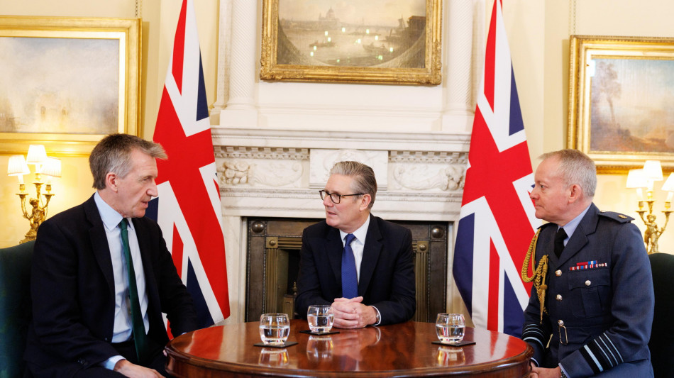 Starmer riunisce i vertici della Difesa e lavora a mini rimpasto