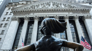 Wall Street apre in calo. Dj a -0,01%, Nasdaq a -1,04%