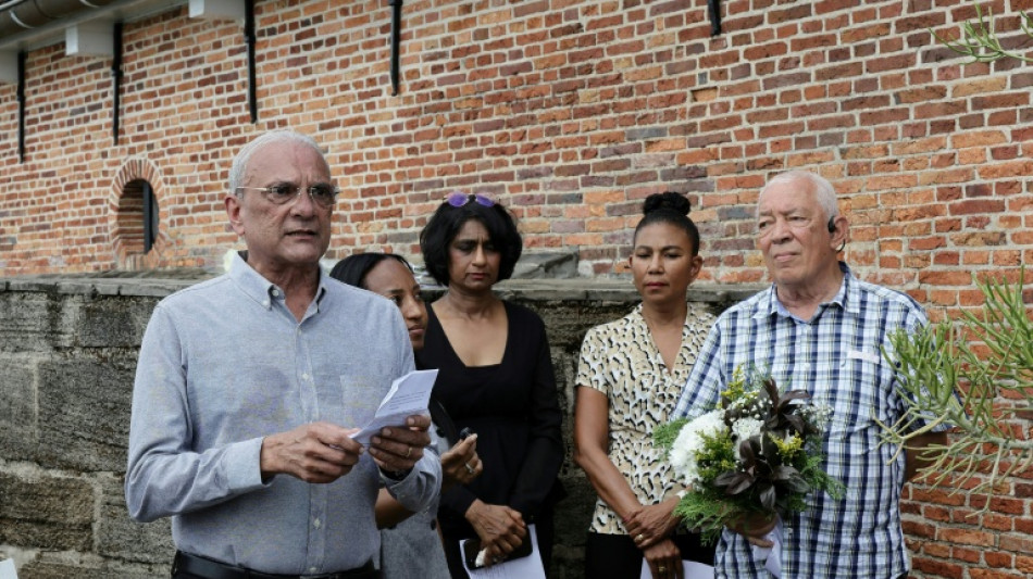 Familiares de v&iacute;ctimas de la dictadura de Surinam exigen una compensaci&oacute;n al Estado