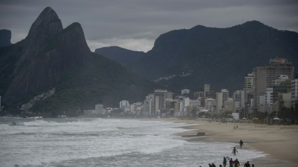 Record-breaking cold in Brazil threatens homeless, crops