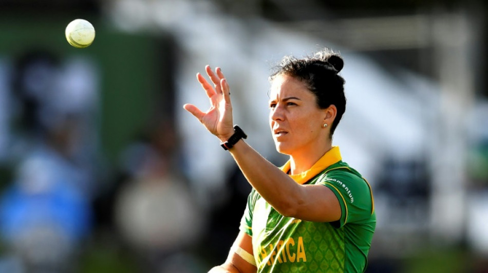 Kapp out of S.Africa final after wife's World Cup snub