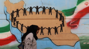 Ir&aacute;n advierte que su ej&eacute;rcito est&aacute; "en alerta m&aacute;xima" pero ve "avances" para negociar