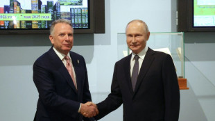 Ukraine : Trump appelle Moscou à "se bouger", son émissaire rencontre Poutine