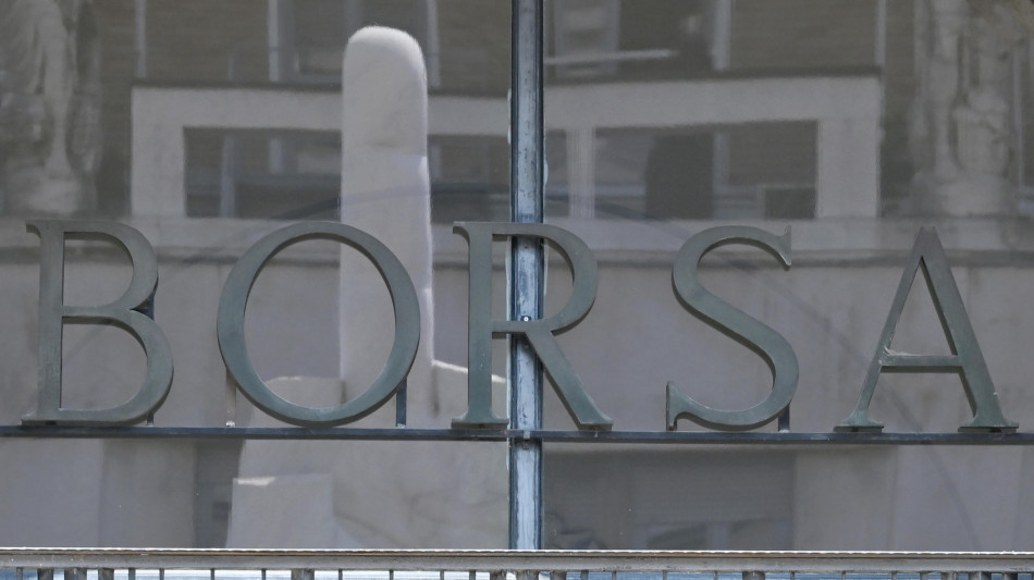 Borsa: Milano in calo con Stm e Prysmian, corre Inwit