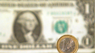 L'euro &egrave; in rialzo sul dollaro in avvio a 1,1534