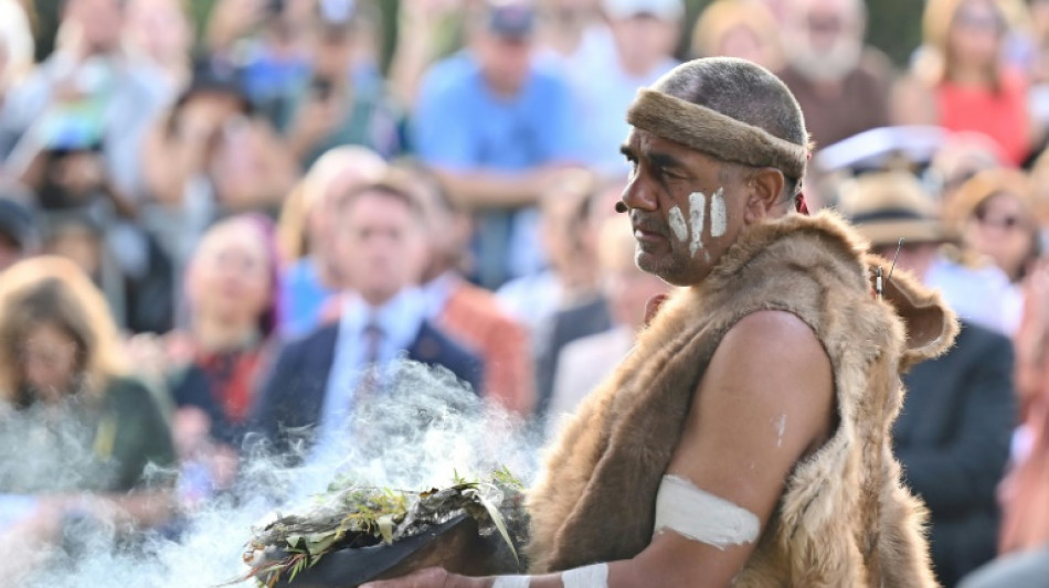 Australie: les d&eacute;fenseurs des droits des autochtones manifestent pendant la f&ecirc;te nationale