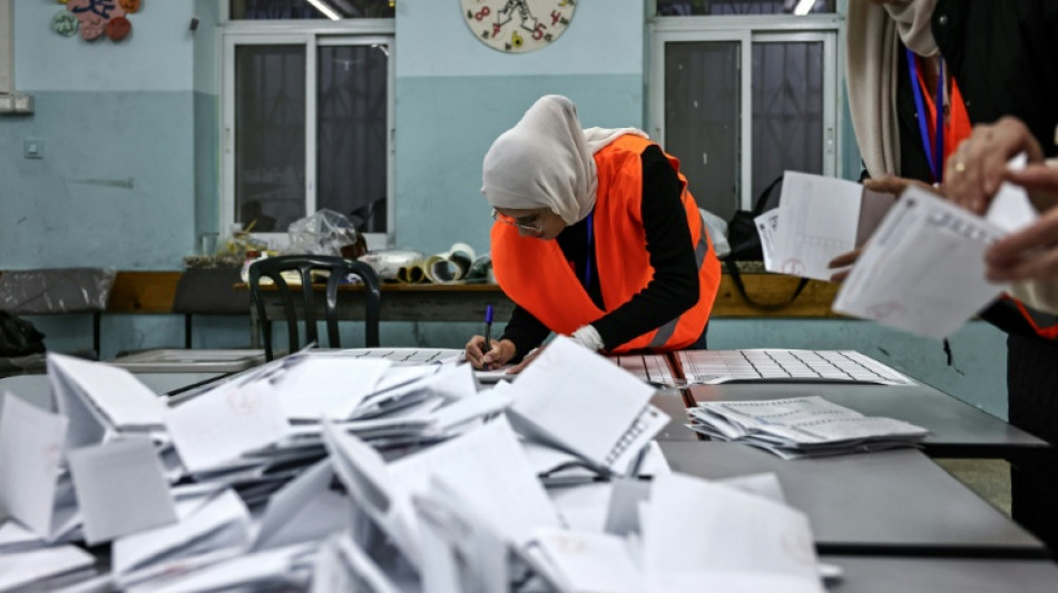 Partido Fatah del presidente palestino Ab&aacute;s lidera en las elecciones municipales en Cisjordania