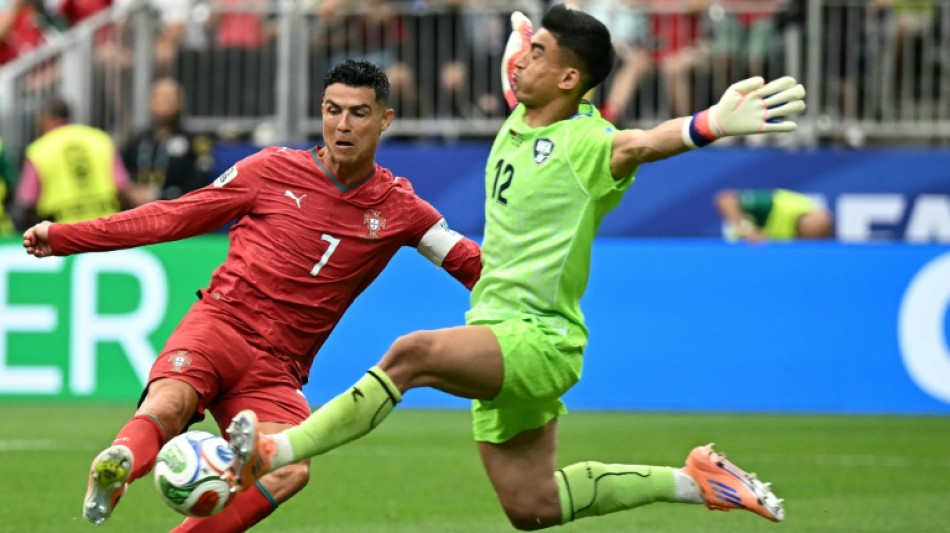 Mondial-2026: Le Portugal balaye l'Ouzb&eacute;kistan, Ronaldo en mode superstar