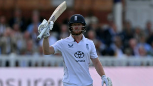 Cox defies Pakistan after Abbas's treble strike rocks England