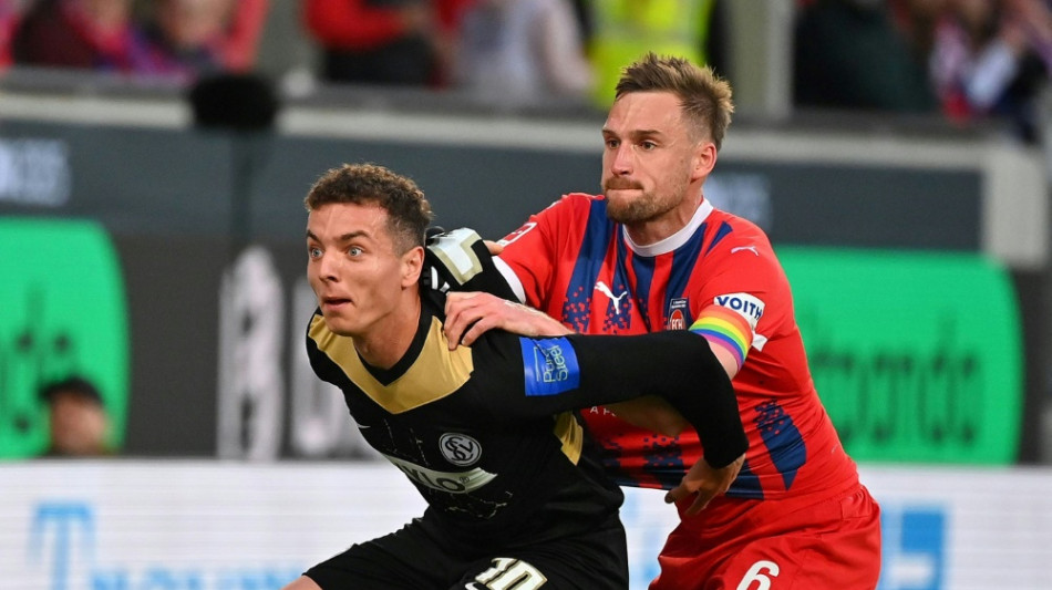 Relegation: Heidenheim erk&auml;mpft sich Remis