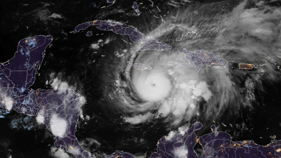 Zerstörerischer Hurrikan "Melissa" nimmt vor Jamaika nochmals an Stärke zu