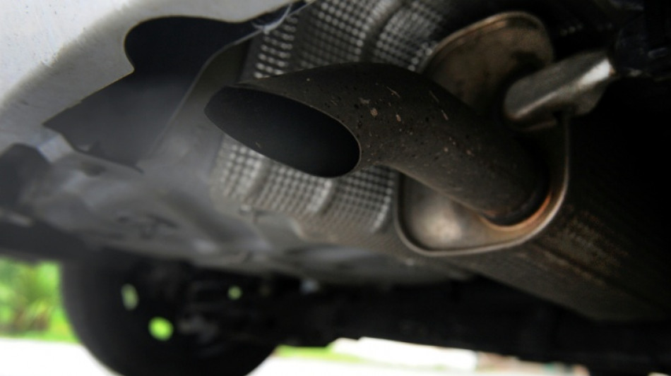 UE flexibiliza proibi&ccedil;&atilde;o da venda de carros a gasolina e diesel a partir de 2035