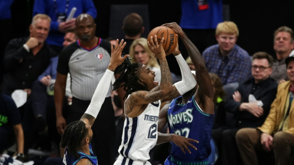 Grizzlies clinch after Wolves collapse again