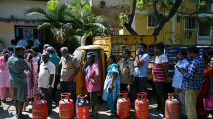 Menus chamboul&eacute;s, services limit&eacute;s: en Inde, la guerre au Moyen-Orient s'invite dans les restaurants