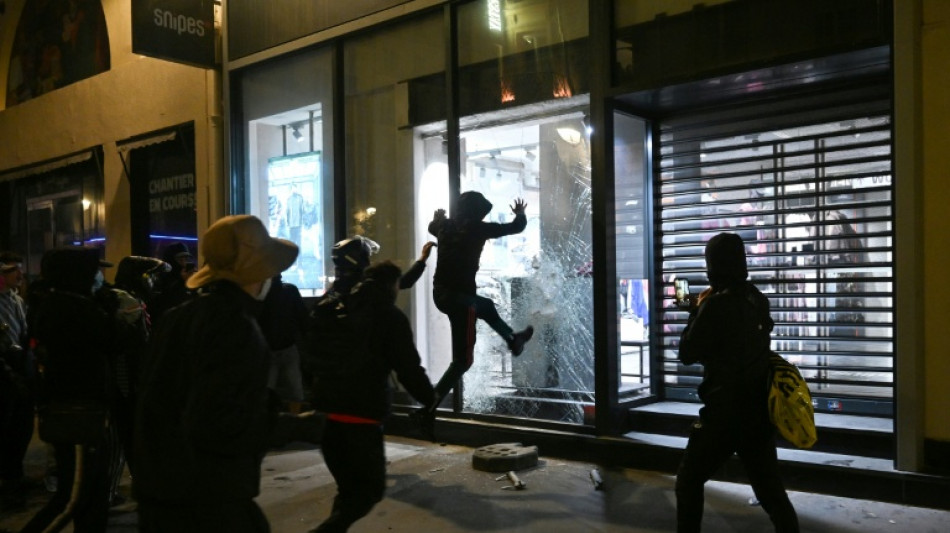 Ausschreitungen in Frankreich: Innenminister mit Manipulationsvorwurf konfrontiert