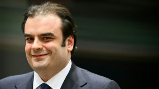 Grieche Pierrakakis zum neuen Eurogruppen-Chef gew&auml;hlt