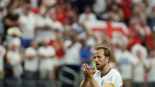 Kane diz que viveu um de seus melhores momentos com a sele&ccedil;&atilde;o da Inglaterra ao som de 'Wonderwall'