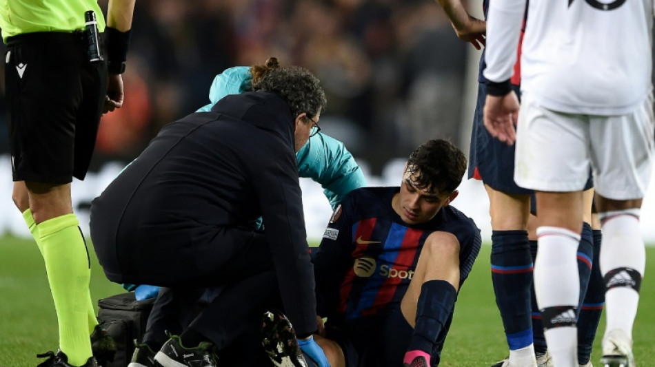 El jugador del Barcelona Pedri estar&aacute; varias semanas de baja